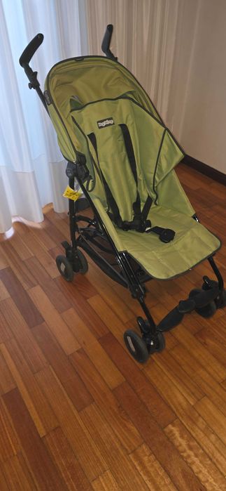 Carrinho de passeio ultra-leve PEG-PEREGO