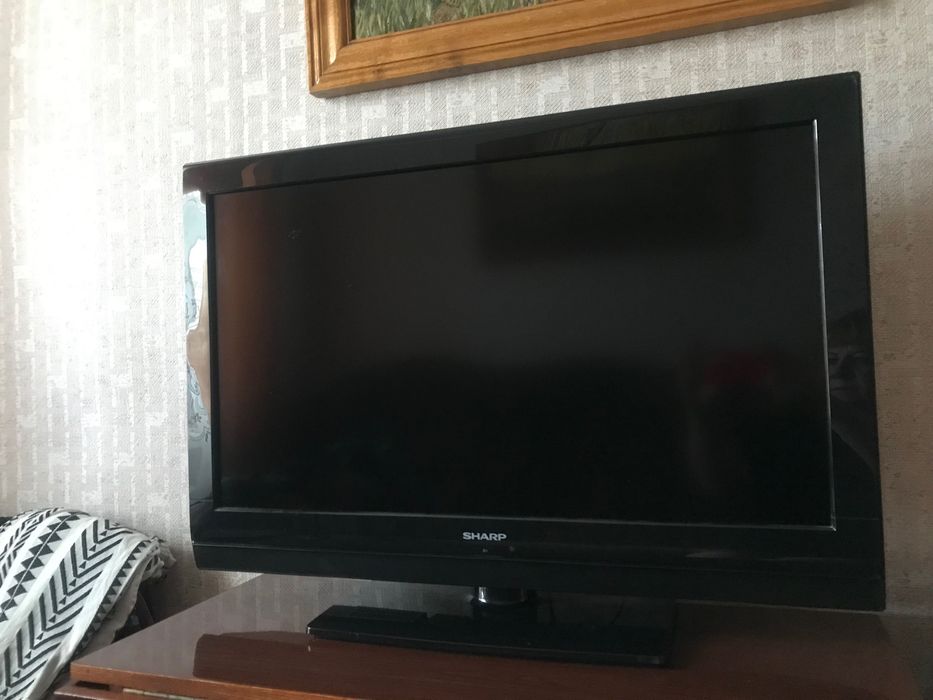 Продам телевизор Sharp