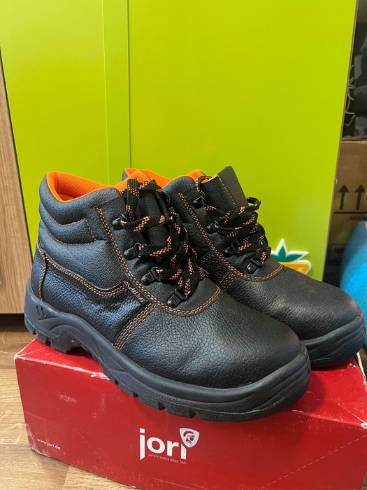 Чоботи робочі з металевим носком