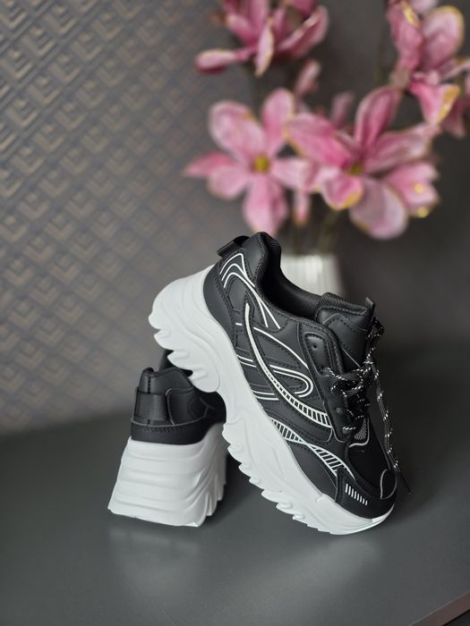 Sneakersy damskie buty sportowe czarne białe wysokie
