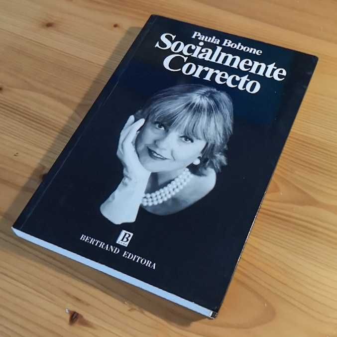 Paula Bobone - Socialmente Correcto - Livro