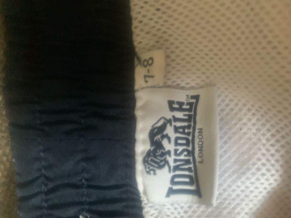 Шорти ,хлопчик,7-8 років,Lonsdale