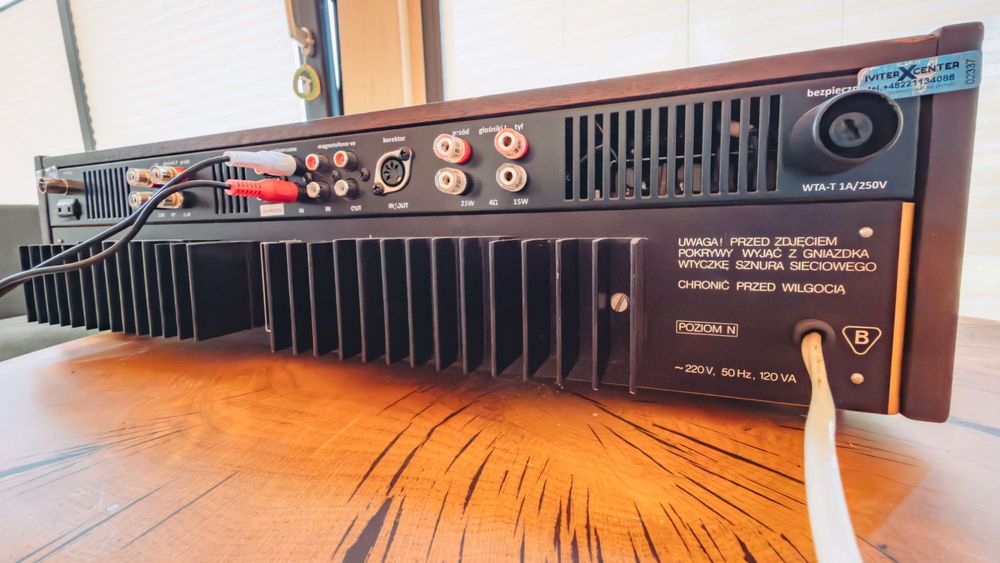 STEREO HiFi   - R A D M O R  5102 T  -  Amplituner