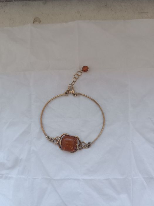 Браслет срібний в жовтій позолоті з бурштином