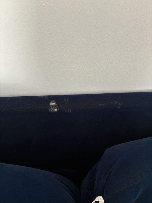 Sofá cama azul usado