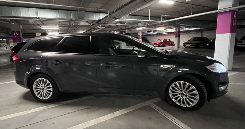 Ford Mondeo Mk4 lift