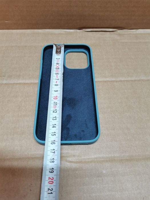 kwmobile Etui na iPhone'a 14 Pro Max - wąskie silikonowe etui z TPU