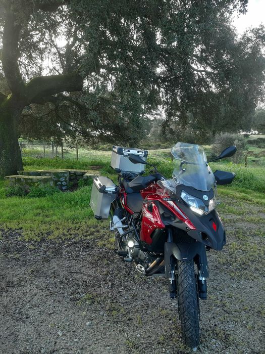 Mota Benelli TRK 502 X