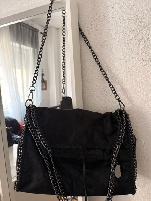 Mala Preta Estilo Saco com Corrente – Super Trendy