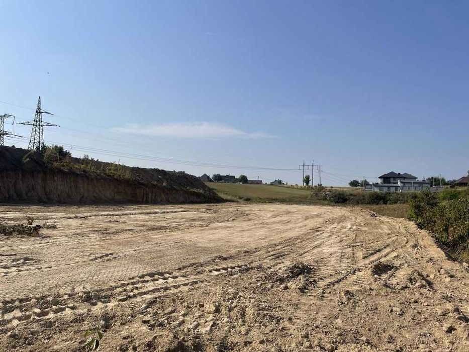 ₴ Продаю 29 соток за Авторинком під будівництво.