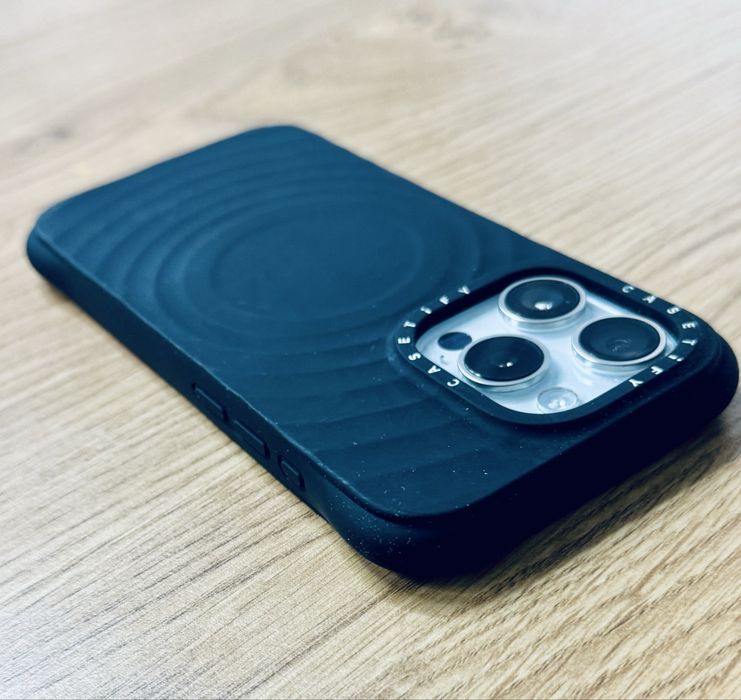 IPhone 15 Pro 128 gb 86%    Задняя крышка разбита