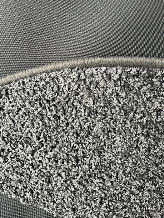 Różne nakładki schodowe