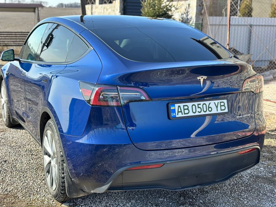 Tesla Model Y, 2021