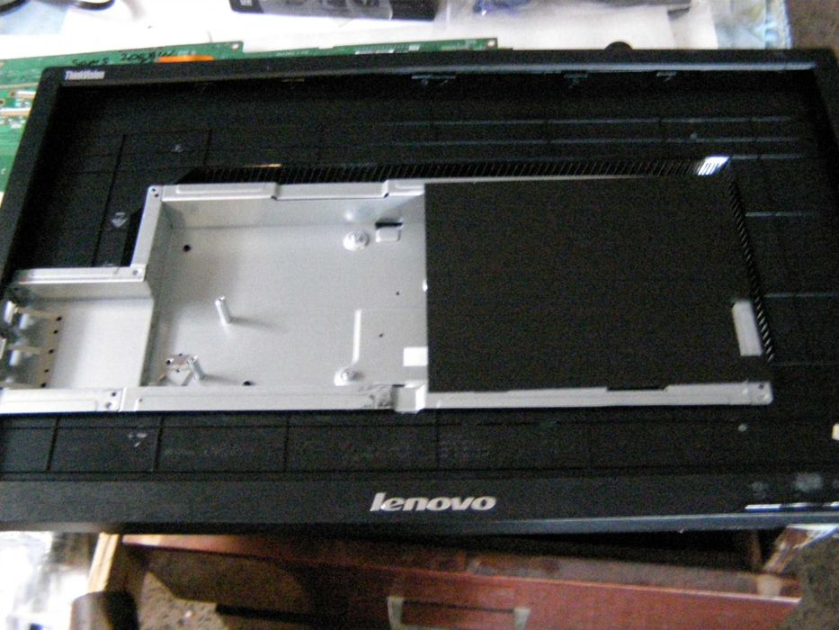 Lenovo LT2323pwA---розбiр розбитого