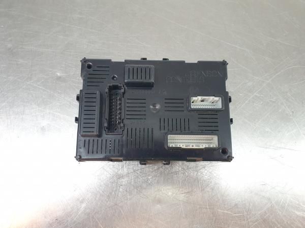 Módulo confort RENAULT Clio III (BR0/1, CR0/1)