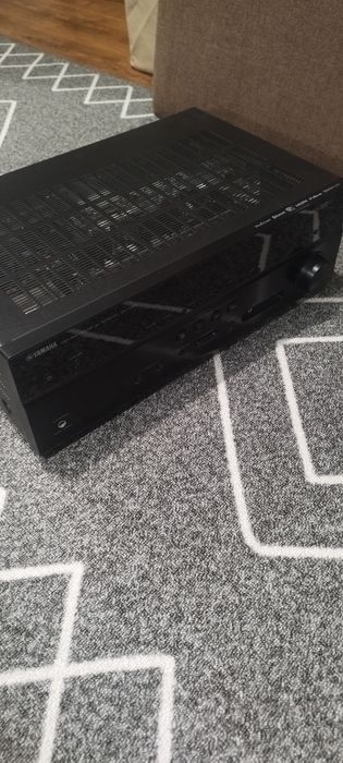 Amplituner Yamaha RX V485