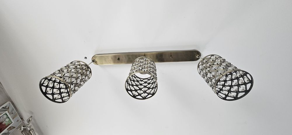 Lampa potrójna regulowana