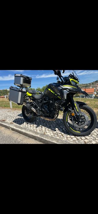 Benelli trk 702x