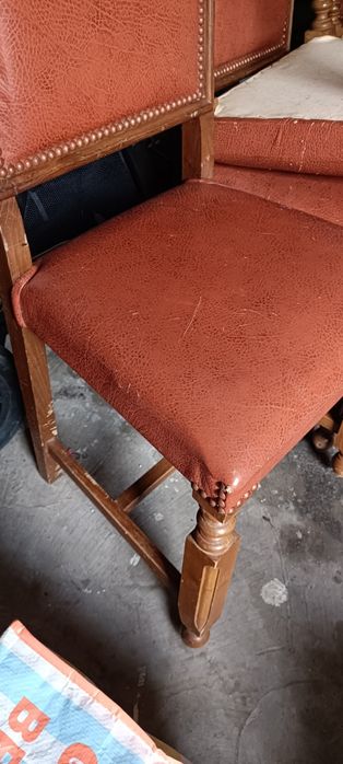 Cadeiras, €10 cada. Levantamento hoje, tudo tem que ir!