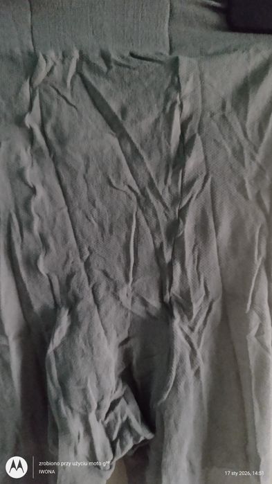 Wyjątkowe nowe cienkie srebrne rajstopy Sinsay roz 4/5+gratis.