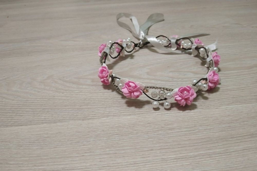 Обруч .Віночок.Прикраси