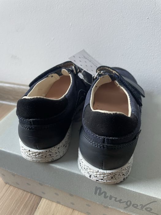 Obuwie mrugała dziecięce