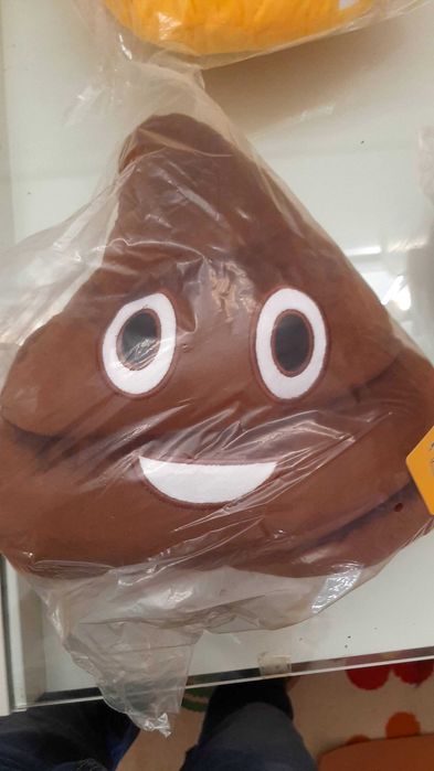 Almofada e Chinelos Emoji