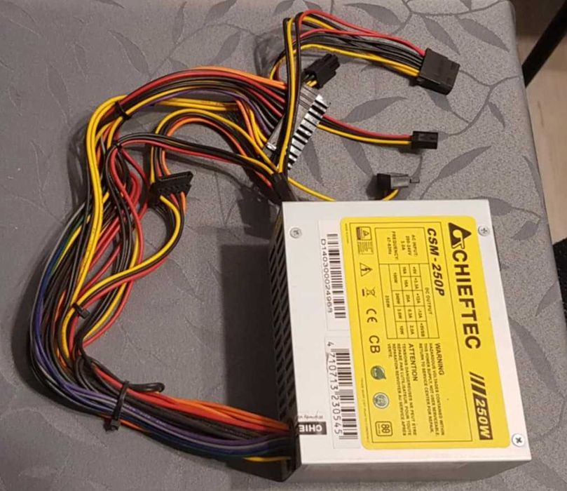 Zasilacze FPGA, risery i kable