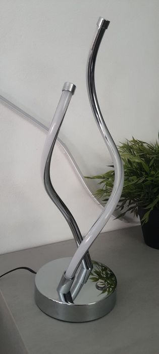 Candeeiro de mesa Helix Led