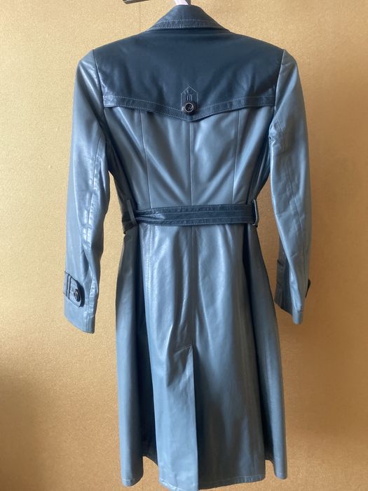 Шкіряний плащ, натуральна шкіра, розмір 48–50, осінь/весна