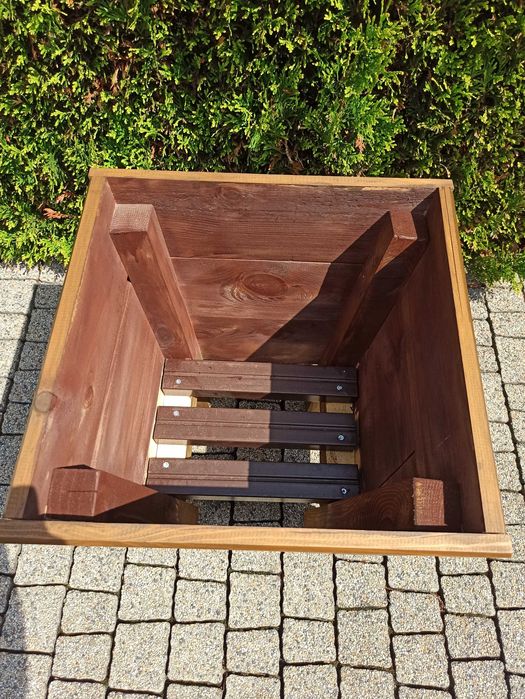 Donica drewniana (11 sztuk)