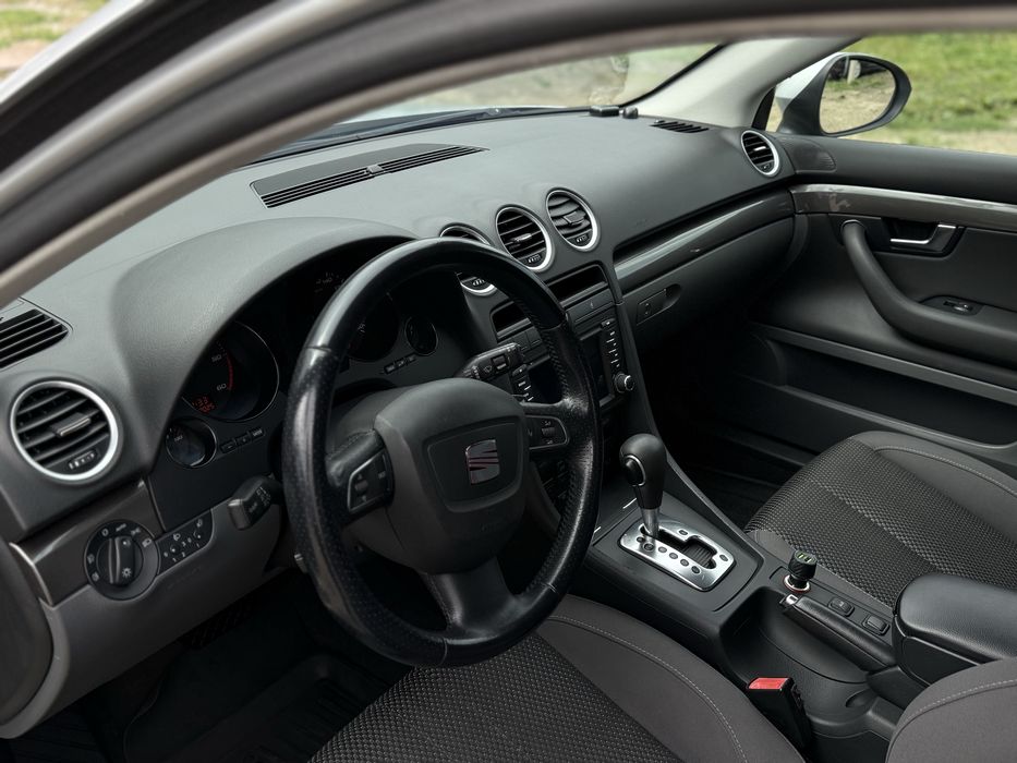 Seat Exeo 2012 рік