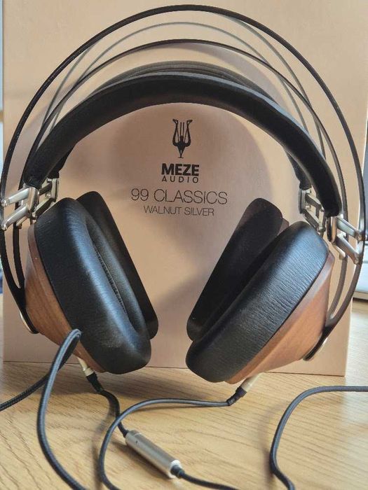 Meze 99 Classics Walnut Silver – drewniane Hi-Fi + etui + box + 2 kable