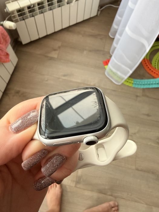 Apple watch 8, 41 mm + ремінці