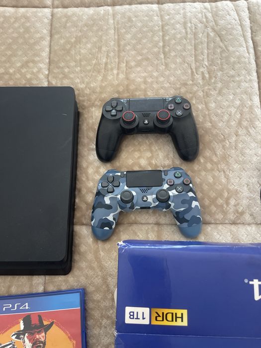 Playstation 4 1TB e jogos