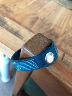 Pulseira cristais Swarosvki com mola