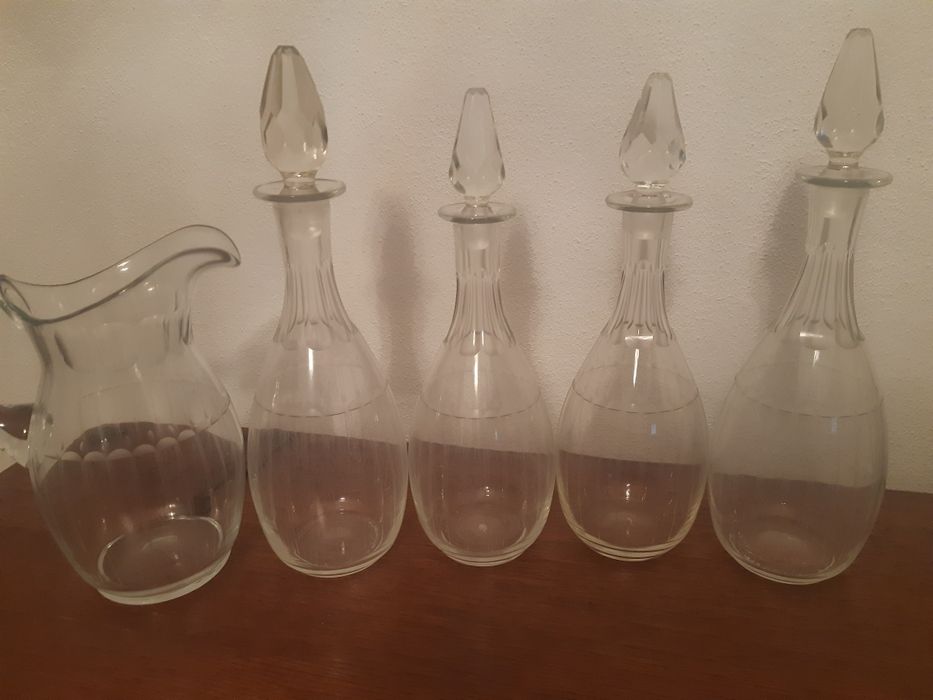 Serviço copos e garrafas