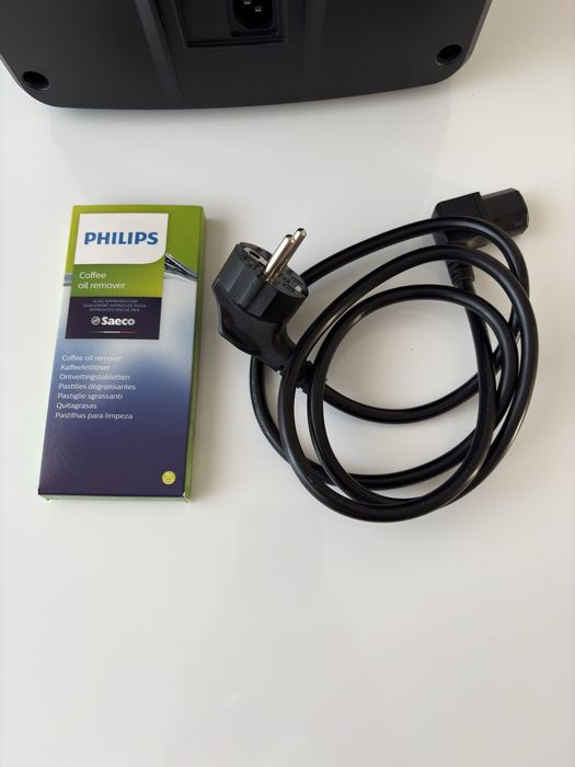 ekspres automatyczny Philips EP5446/70 LatteGo