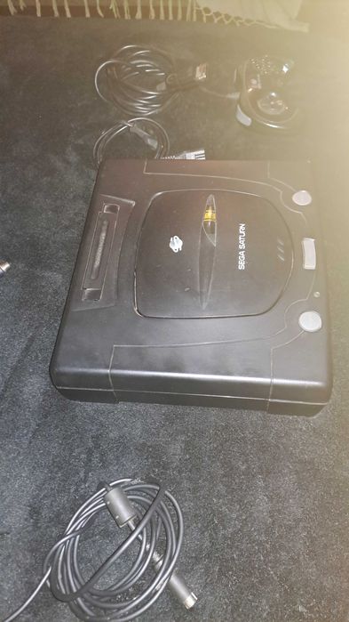 Consola Sega Saturn com Comando ( Caixa )