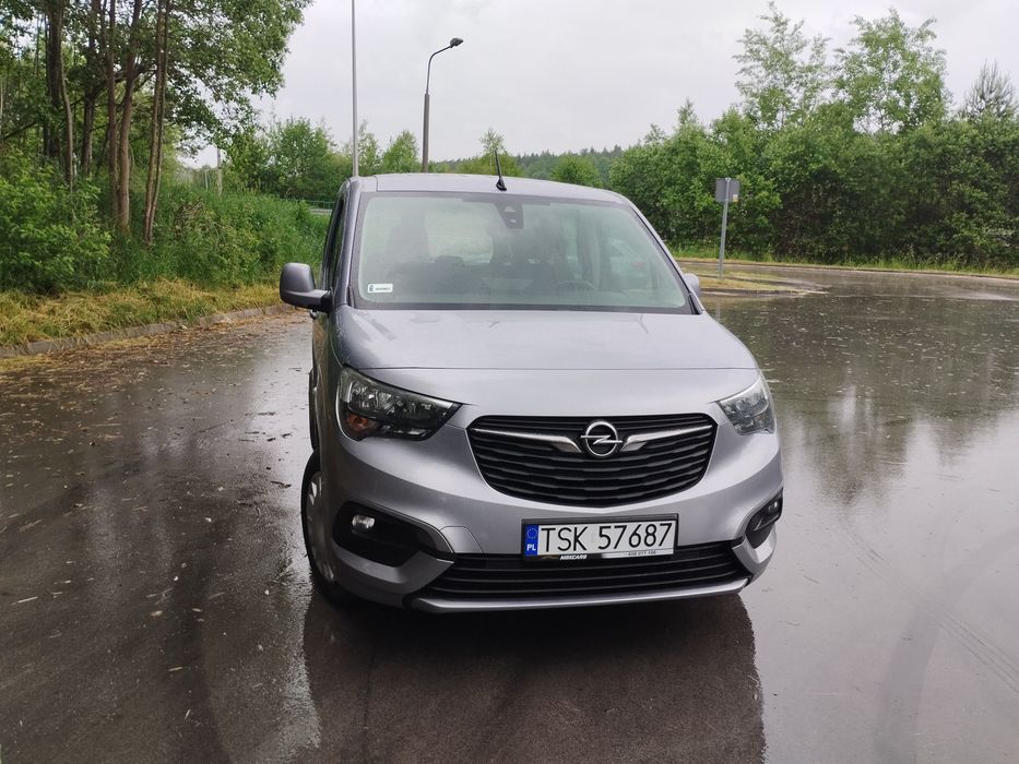 Opel Combo life XL. 1,5D 102KM.