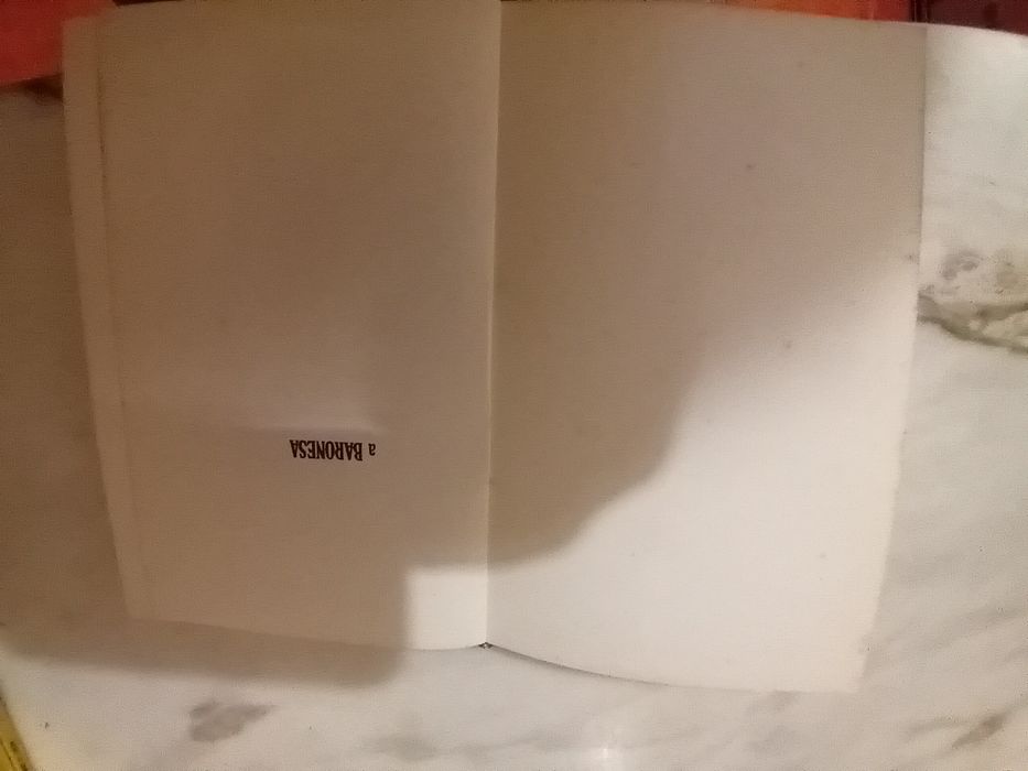 Livro Antigo A Baronesa