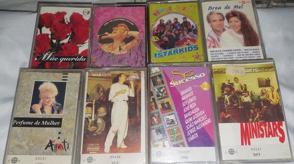 Cassetes musicas antigas usadas