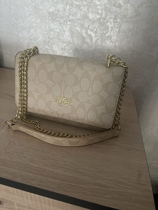 Продам сумочку Coach