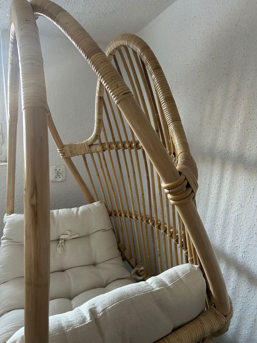 Fotel ratanowy bujany huśtawka