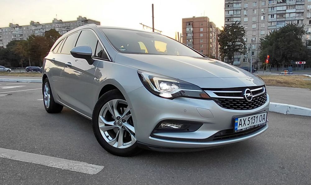 Opel Astra 2017.