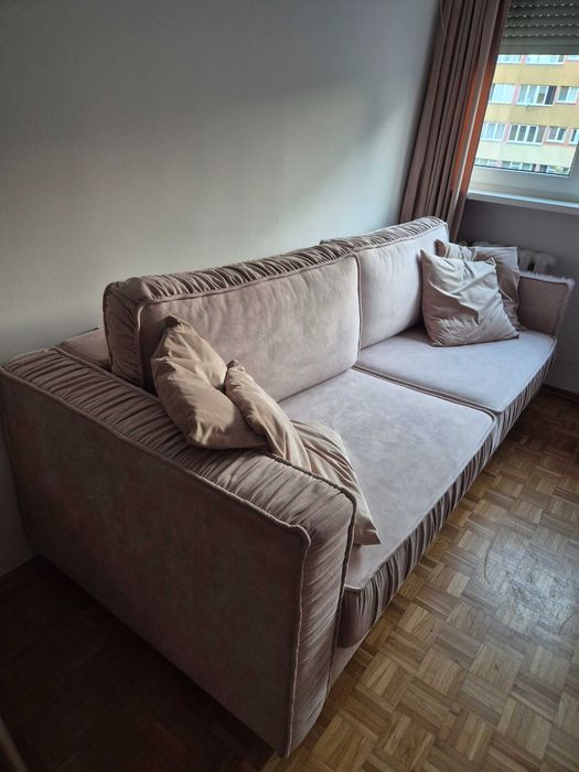 Zestaw mebli: Sofa Roma, Fotel Cloe i Toaletka MALM – stan idealny!