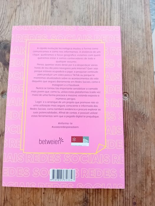 Claudia Pascoal's Book "Login"64283777667457121