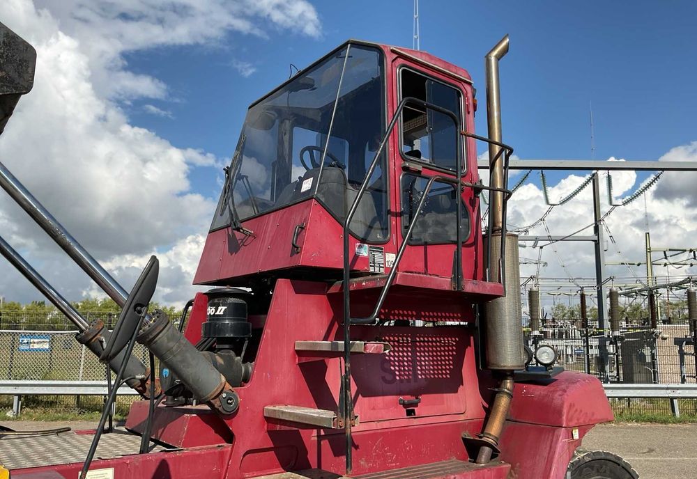 wózek widłowy kontenerowy przeładunkowy Konecranes 10 T kontenery