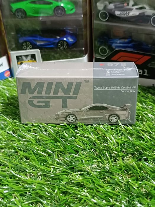 Mini GT Toyota Supra Veilside Combat V-ll
