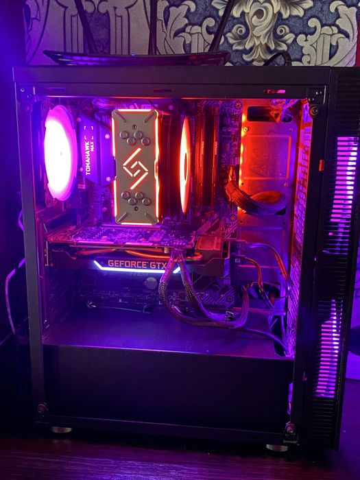Продам игровой ПК, ryzen 5, GTX 1660: 15 000 Настольные